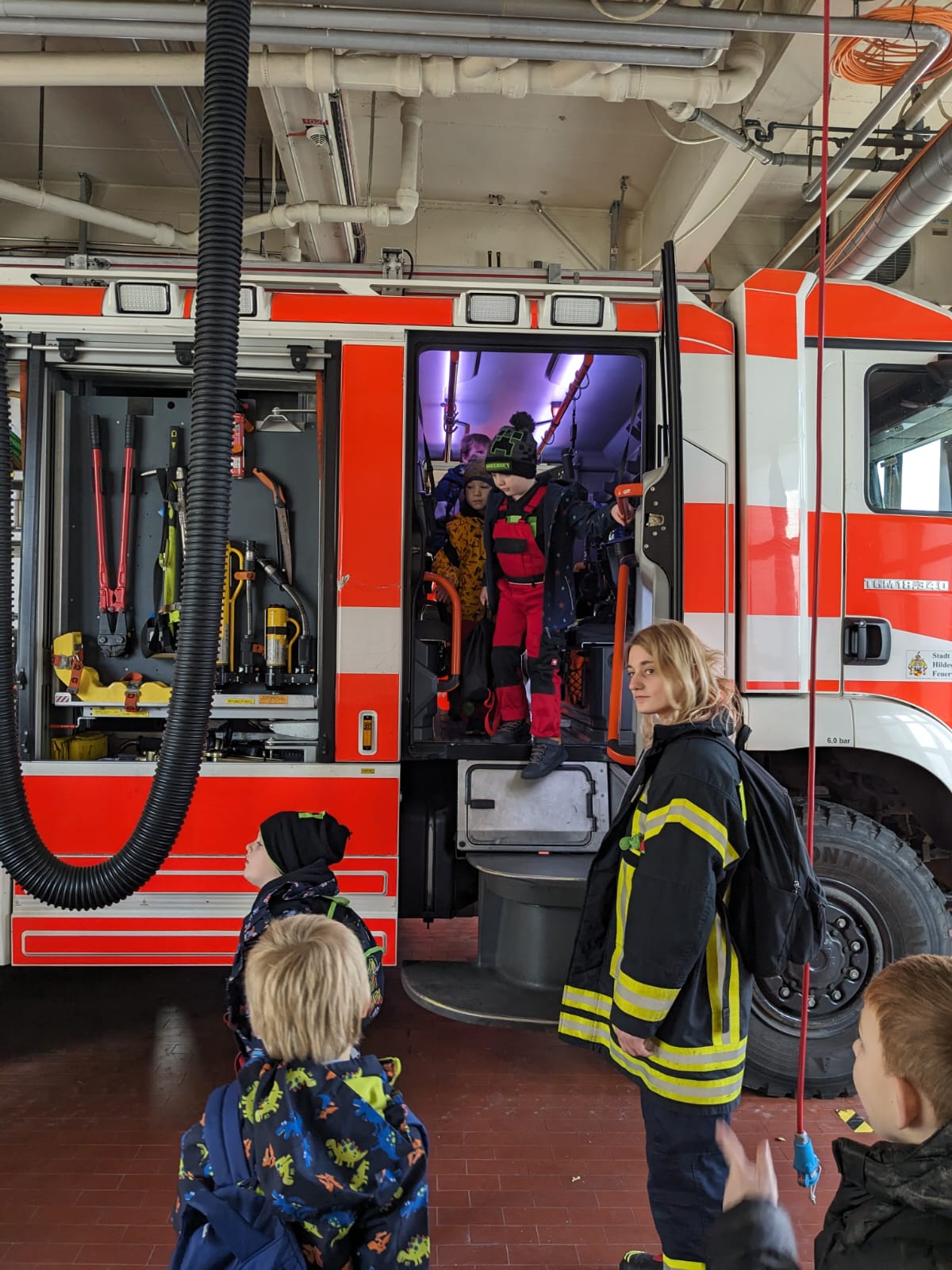 Besuch Der Berufsfeuerwehr Hildesheim Freiwillige Feuerwehr Limmer